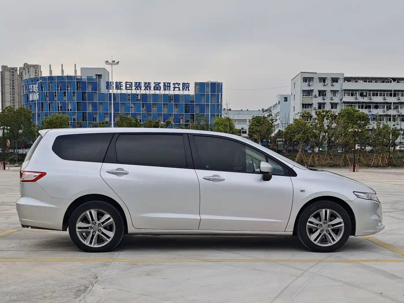 Photo 6 - Honda Odyssey