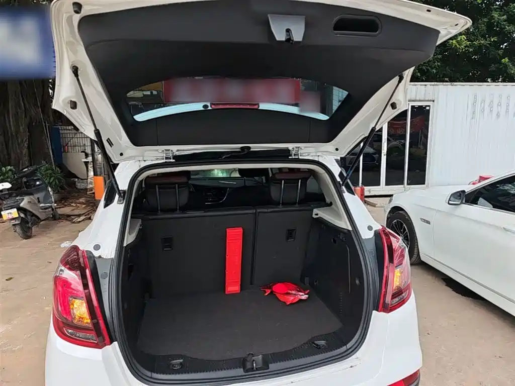 Buick Encore 2017 18T Automatic 2WD Urban Elite фото 19