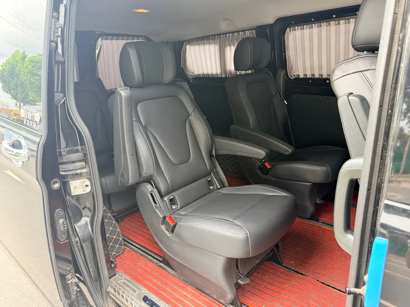 Ford Transit 2019 2.0T Gasoline Automatic Business Travel Short Wheelbase Low Roof 7-Seater China VI фото 8