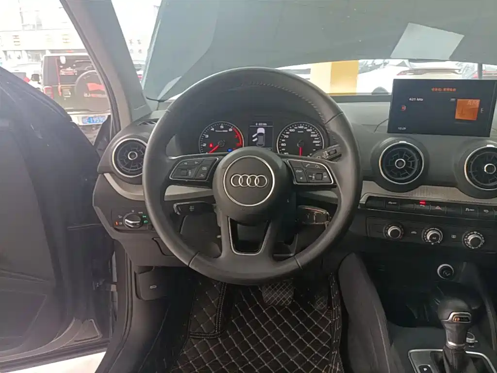 Audi Q2L 2021 35 TFSI Progressive Dynamic фото 11