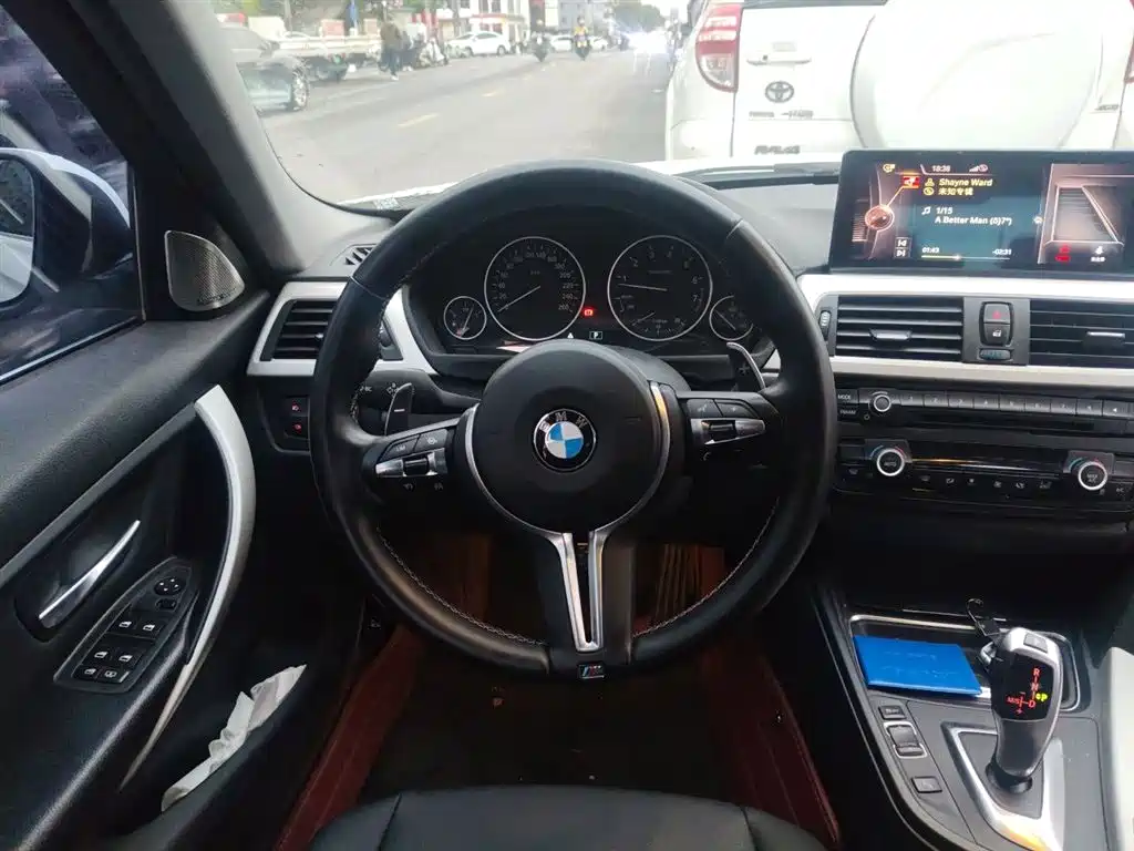 BMW 3 Series 2015 320Li Fashion фото 7