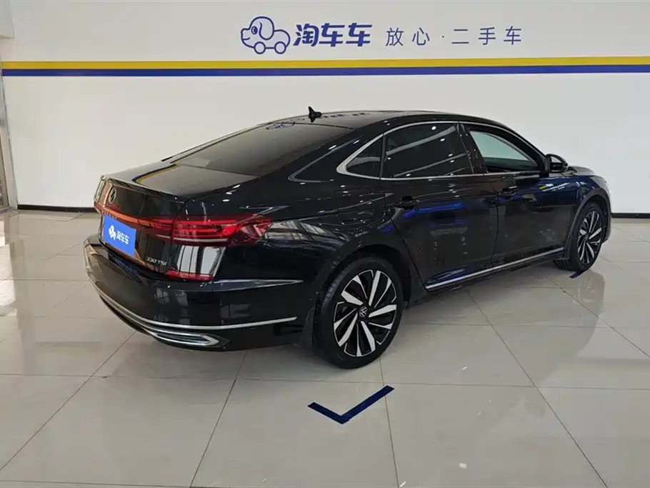 Volkswagen Passat 2023 Facelift 330TSI Starlight Elite Edition фото 3