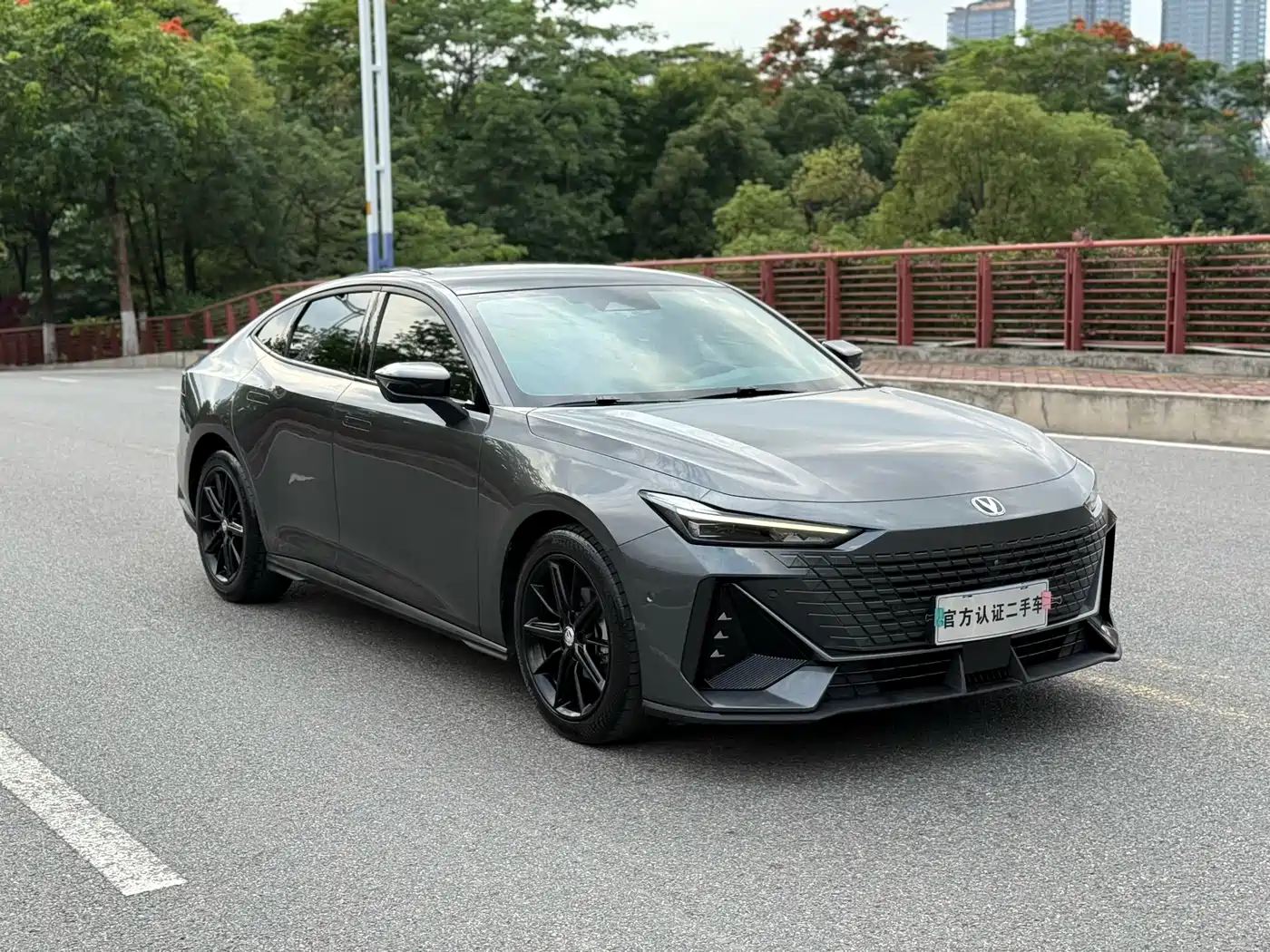 CHANGAN UNI-V
