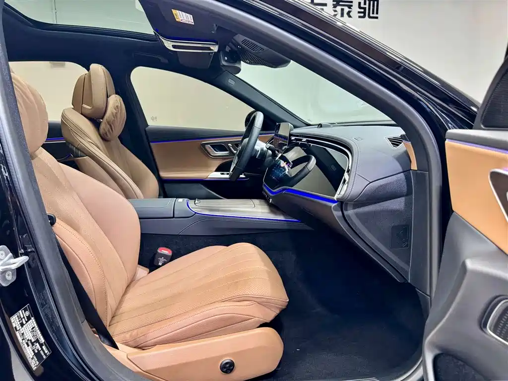 Mercedes-Benz E-Class New Energy 2024 E 350 e L Plug-in Hybrid Sedan фото 19