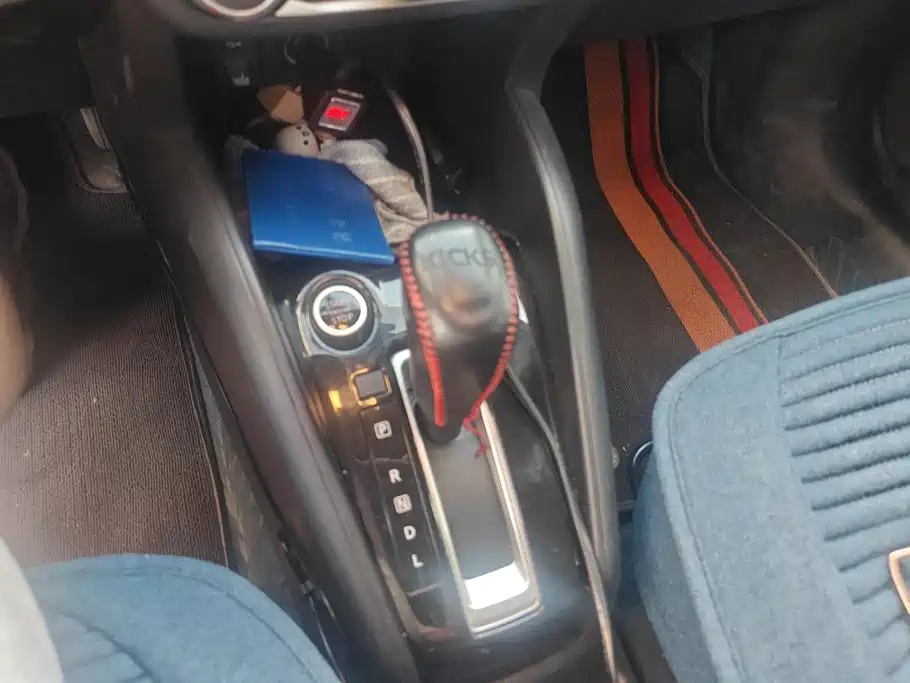Nissan Kicks 2019 2019 1.5L CVT Smart Connect Luxury Edition