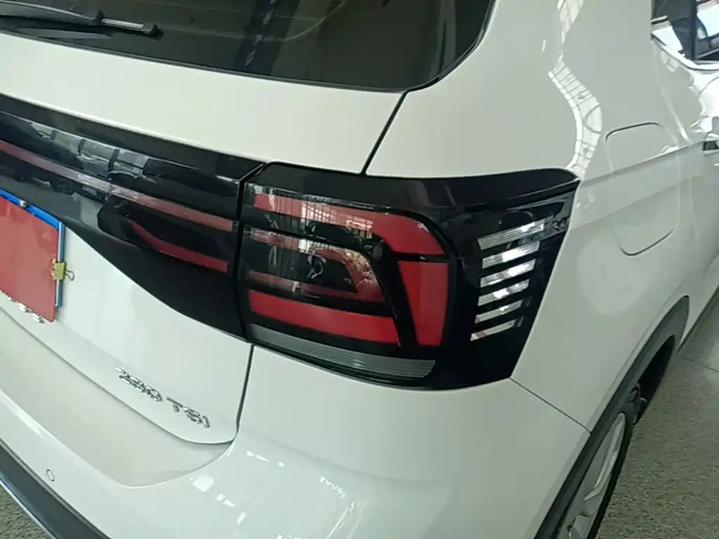 VOLKSWAGEN TU KAI