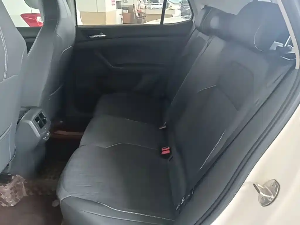 VOLKSWAGEN TU KAI