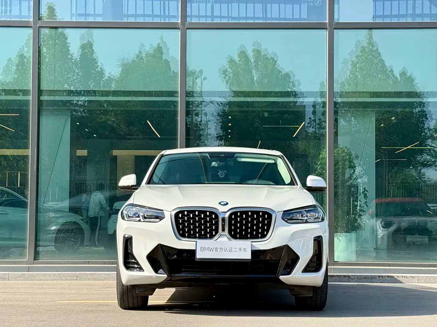 BMW X4 2022 xDrive 25i M Sport Package фото 3