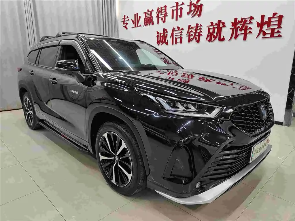 Toyota Crown Kluger 2022 2.5L HEV 4WD Premium Edition фото 3