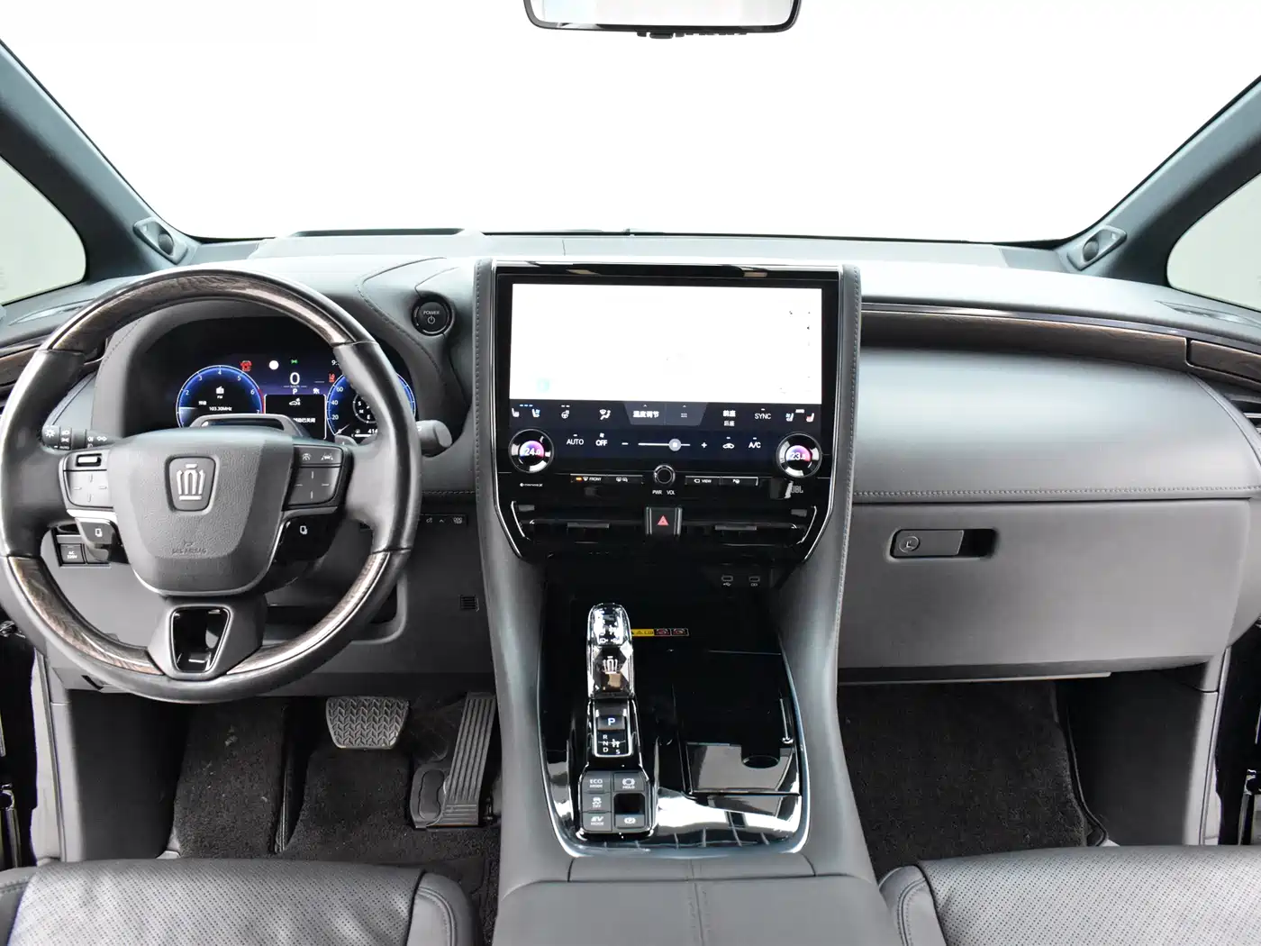 Toyota Vellfire 2024 Crown Hybrid 2.5L Executive Premium Edition фото 7