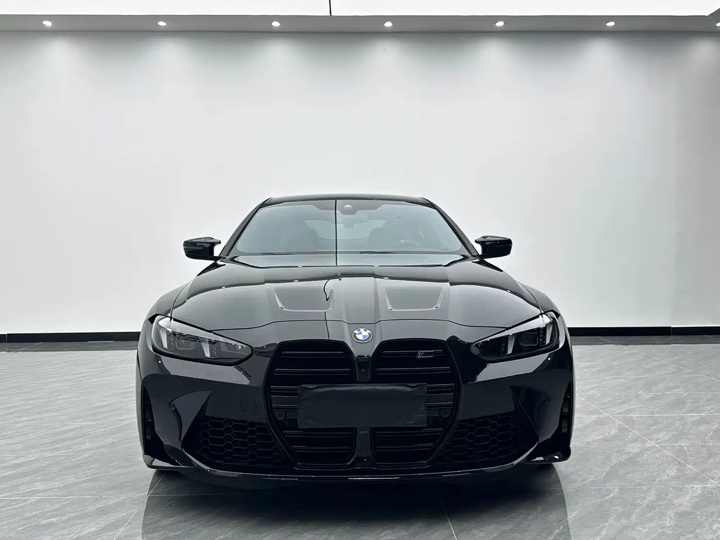 BMW M4 2024 BMW M4 Coupe M xDrive Competition фото 2