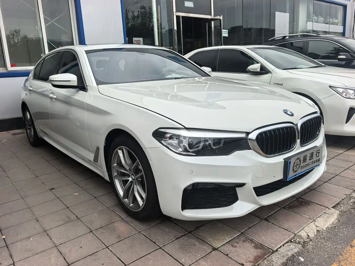 BMW 5 Series 2020 525Li M Sport Package фото 3