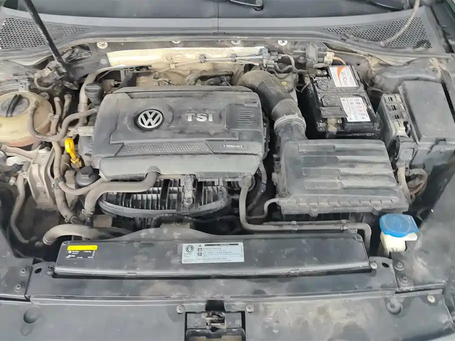 Volkswagen Magotan 2018 330TSI DSG Leading фото 10
