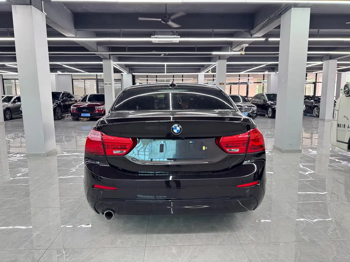 BMW 1 Series 2018 Facelift 118i Sport фото 4