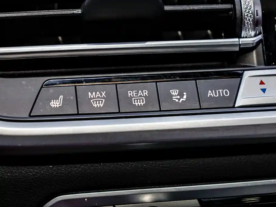 BMW X5 2022 Facelift xDrive 30Li Premium M Sport Package фото 32