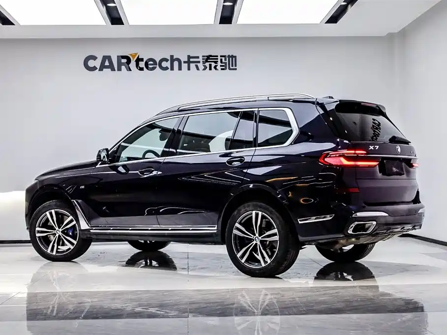 BMW X7 2023 xDrive40i Exclusive Luxury Package фото 29