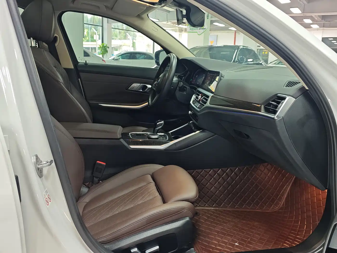 BMW 3 Series 2022 325Li M Sport Package фото 21