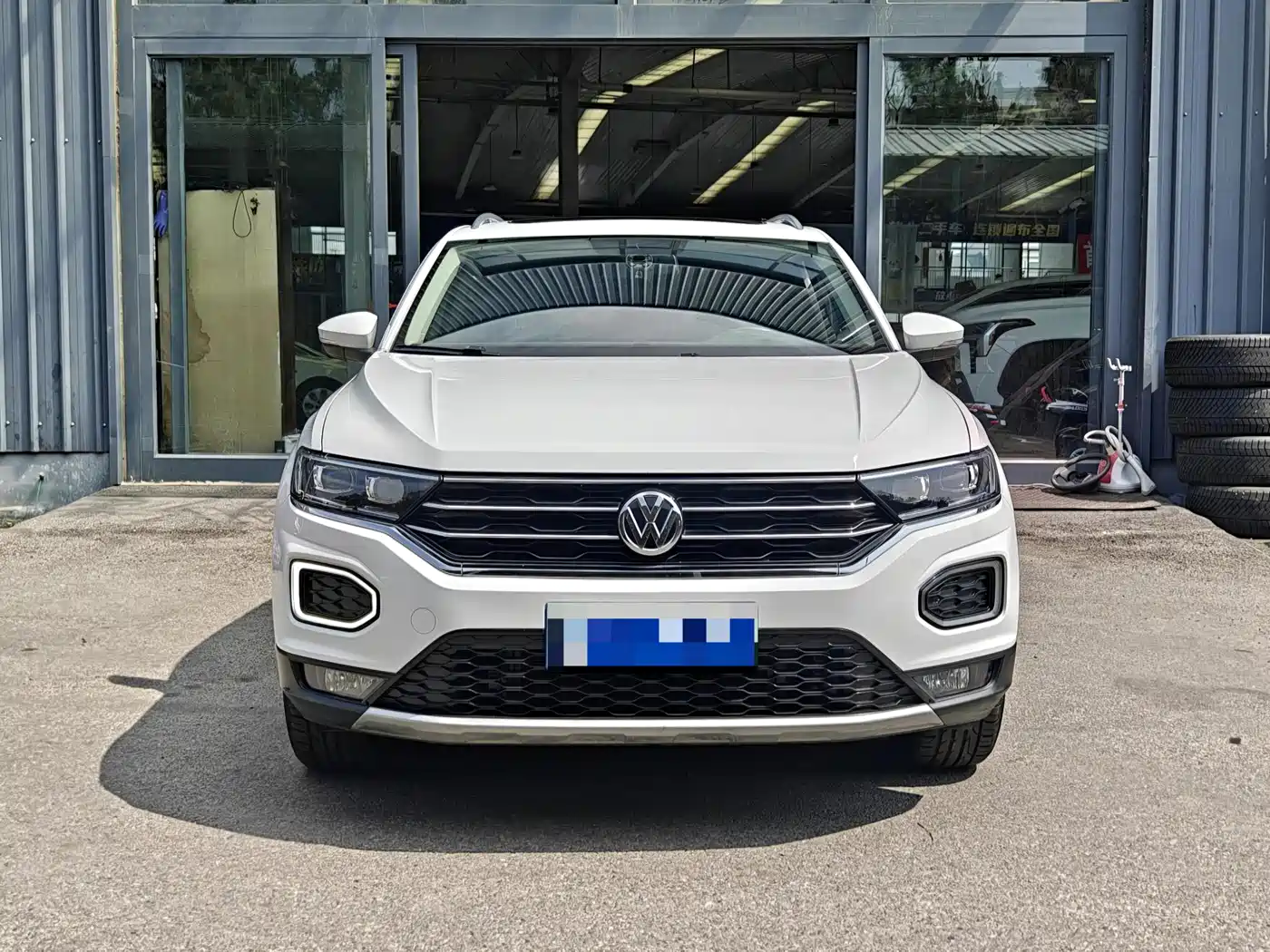 Volkswagen T-ROC 2018 230TSI DSG 2WD Progressive China V фото 2