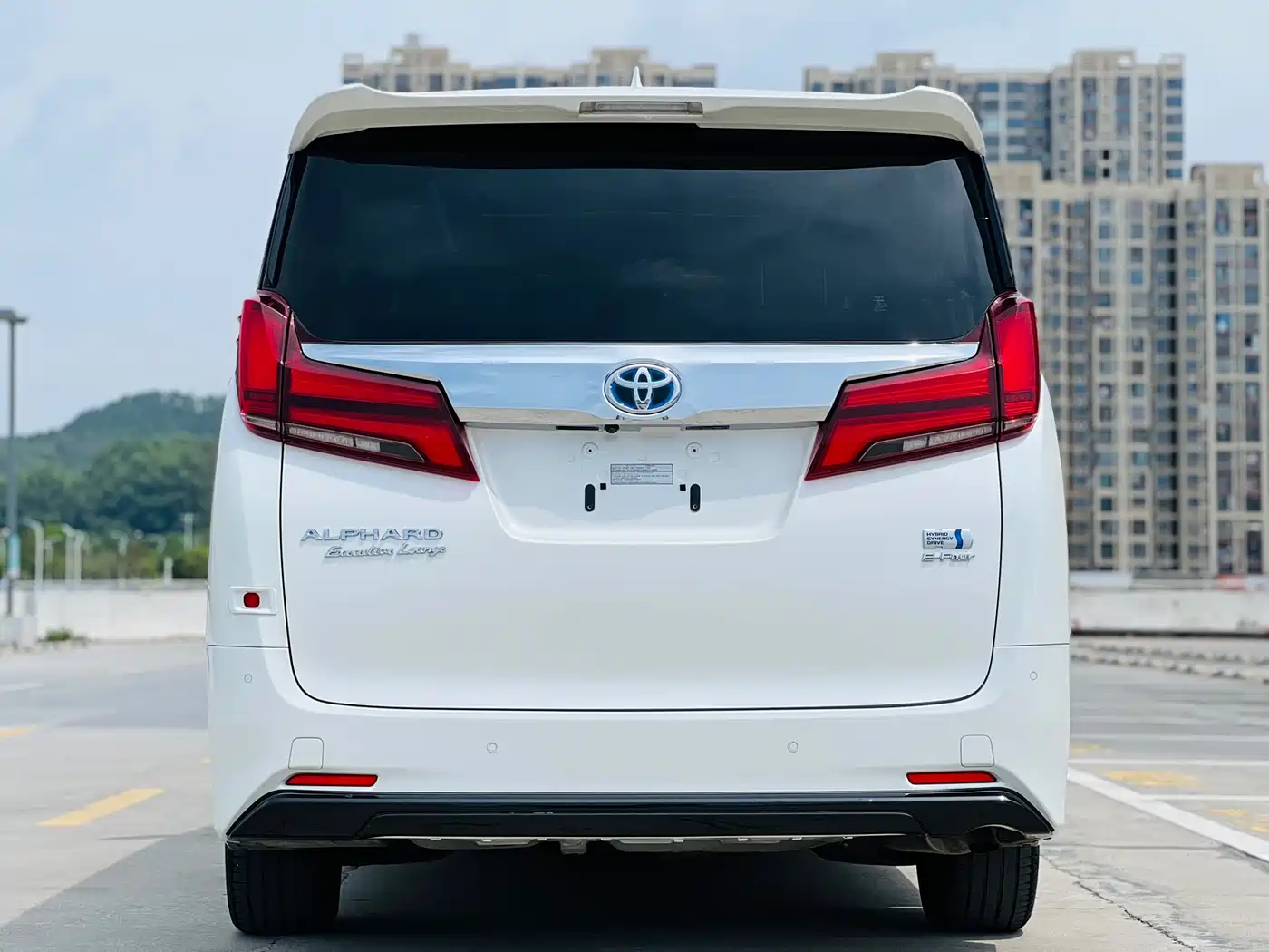 Toyota Alphard 2021 Hybrid 2.5L Premium фото 11