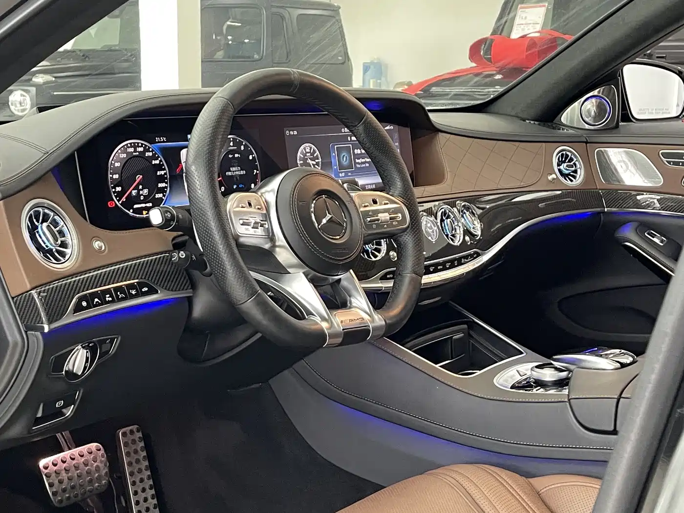 Mercedes-Benz S-Class AMG 2018 AMG S 63 L 4MATIC+ фото 31