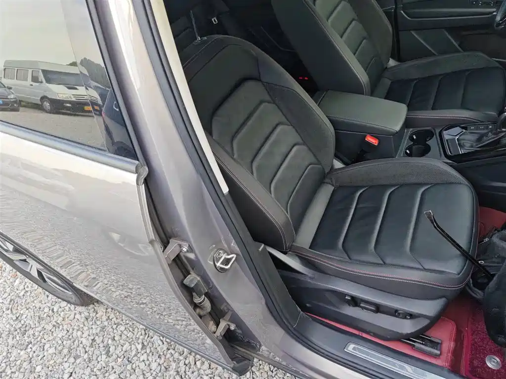 Volkswagen Tayron 2019 330TSI 2WD Luxury China VI фото 25