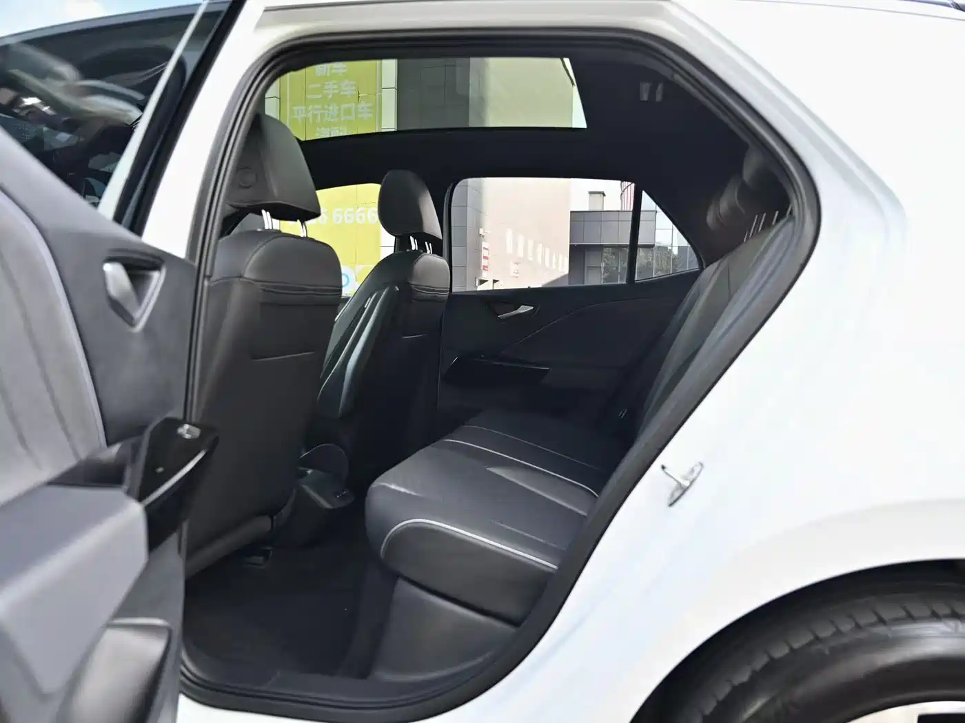 Volkswagen ID.3 2023 Pure Smart Edition фото 15