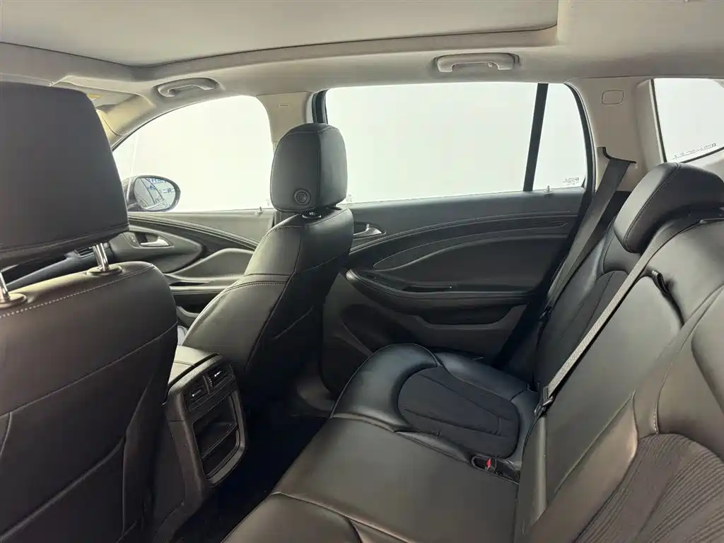 Buick Envision Plus 2021 532T FWD Leading Trim фото 19