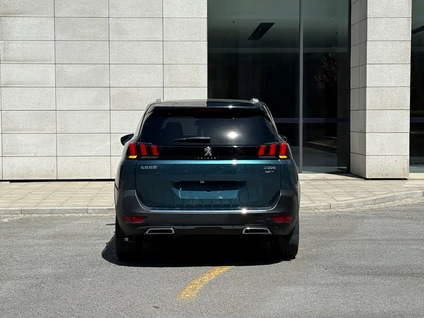 Peugeot 5008 2017 380THP 7-Seater Luxury GT Edition фото 20