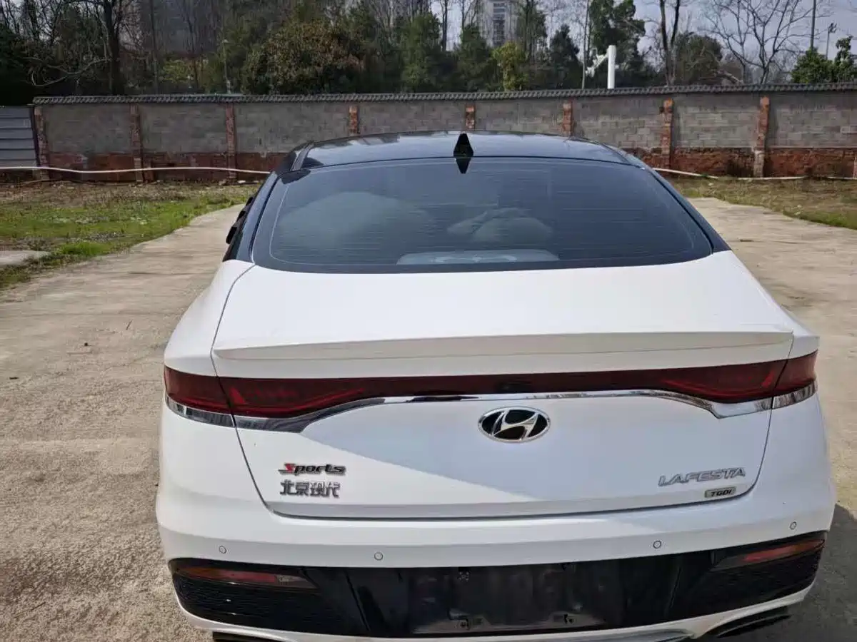 Hyundai Fista 2021 280TGDi DLX Luxury Edition фото 8