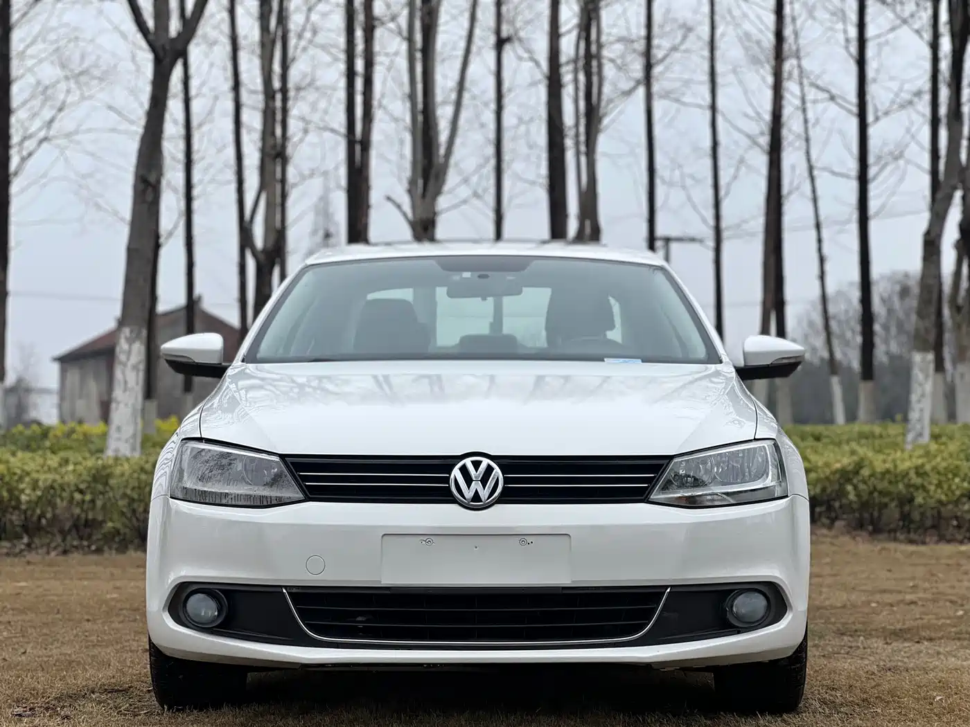 Volkswagen Sagitar 2012 1.6L Automatic Comfort Type фото 2