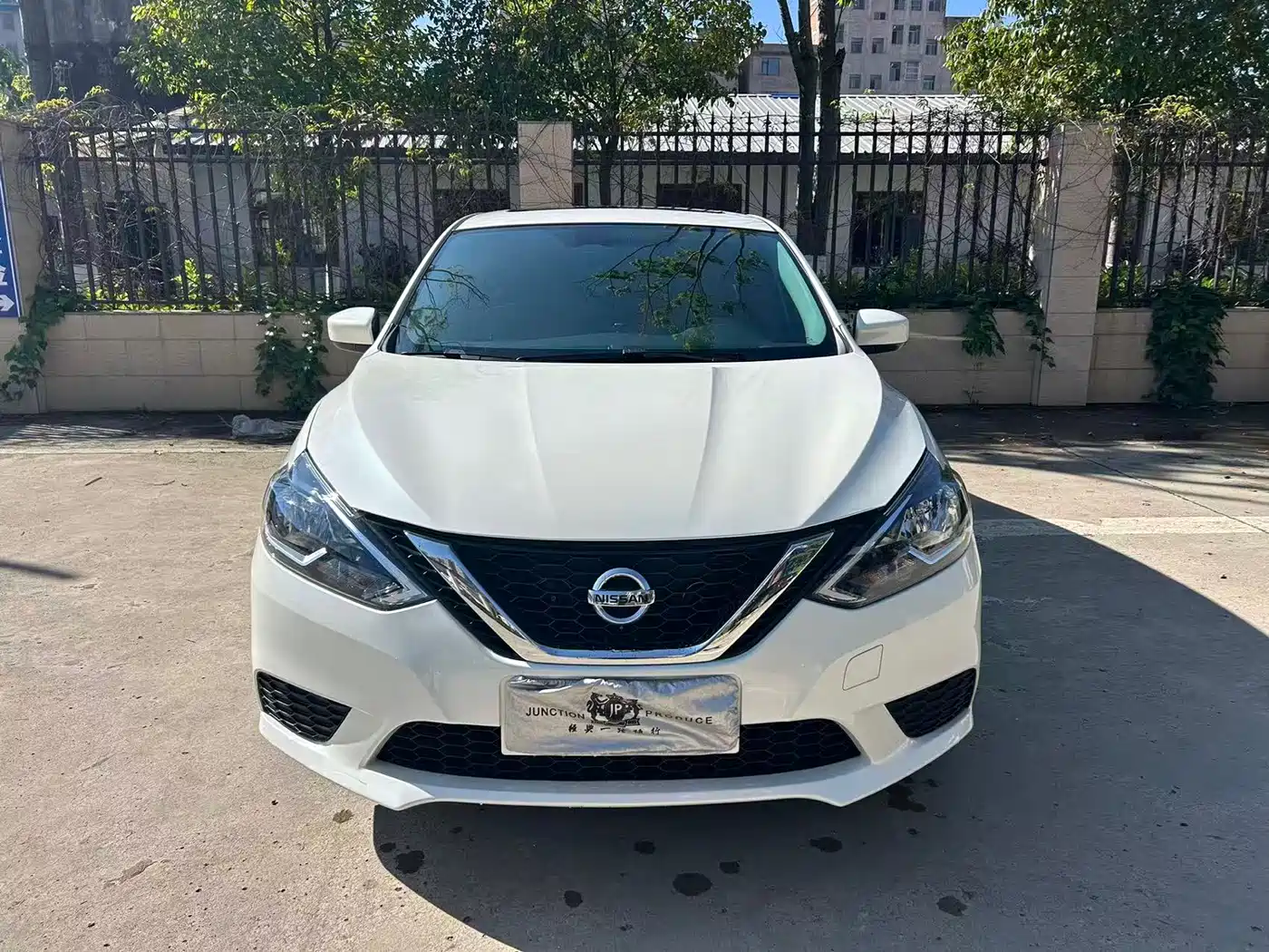 NISSAN XUAN YI