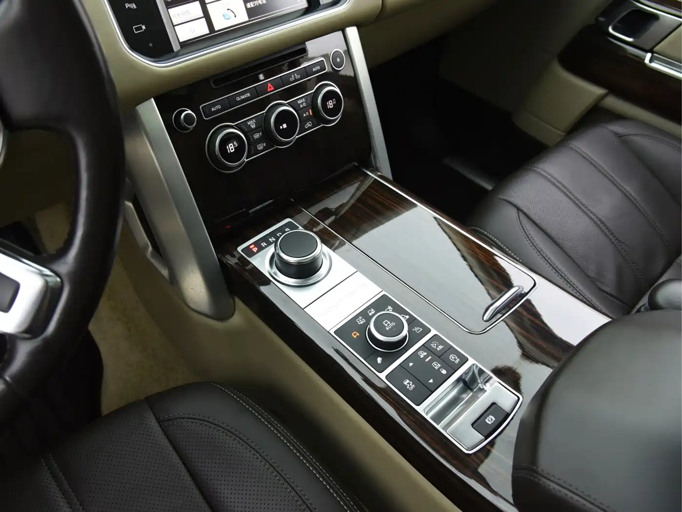 Land Rover Range Rover 2014 2014 3.0 SC V6 Vogue SE Genesis Extended Edition