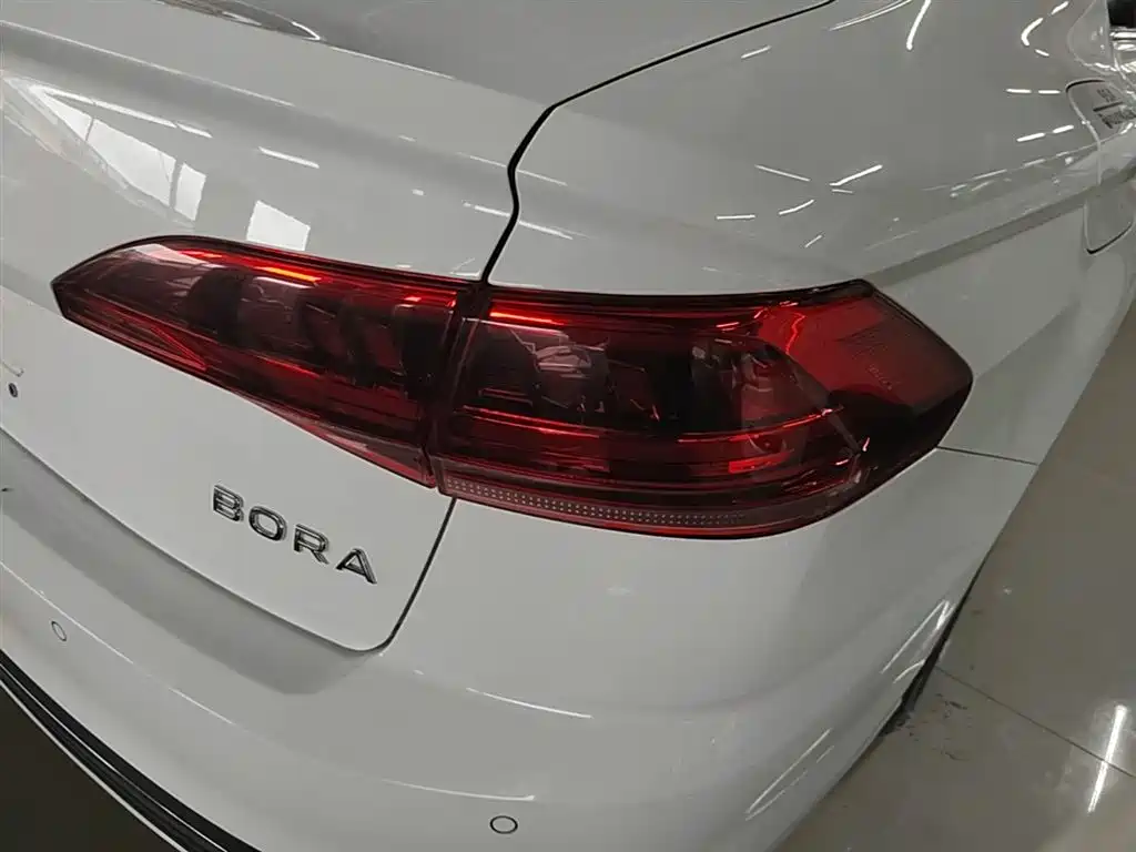 Volkswagen Bora 2025 Facelift 200TSI DSG PRO Edition фото 8