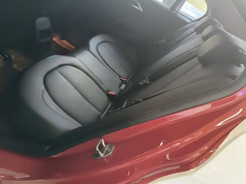 BMW 1 Series 2017 118i Sport фото 12