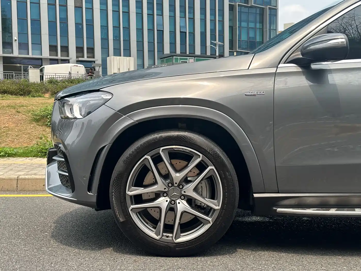 Mercedes-Benz GLE AMG 2022 AMG GLE 53 4MATIC+ фото 4