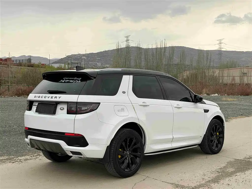 Land Rover Discovery Sport 2022 Model 249PS R-Dynamic SE Performance Tech Edition 5-Seater фото 4