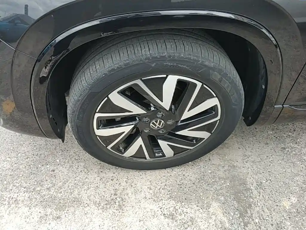 Фото 23 - Volkswagen Tayron