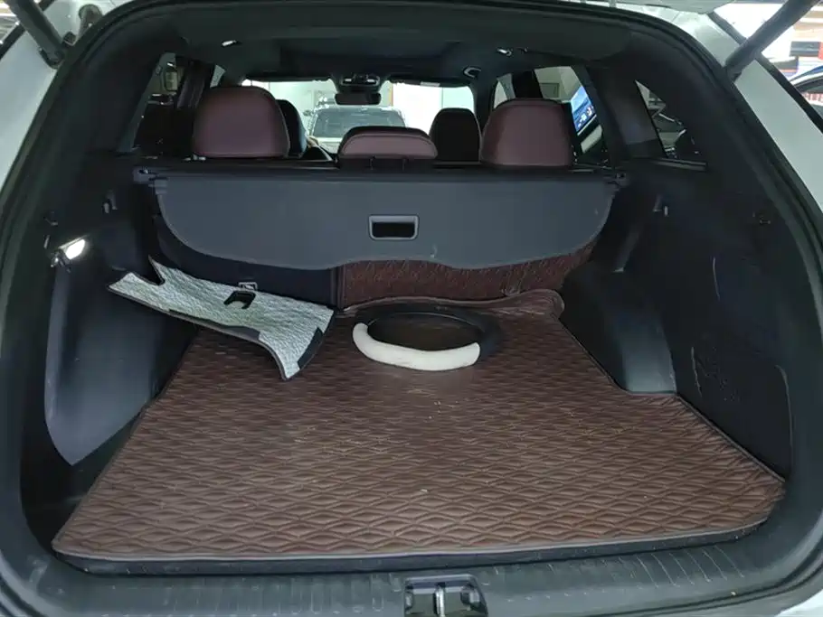 GEELY AUTOMOBILE XINGYUE L