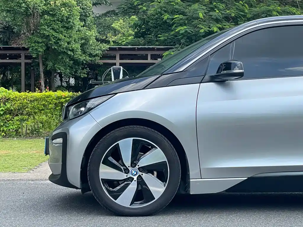 BMW i3 (Import) 2019 2019 Quick Charge Version