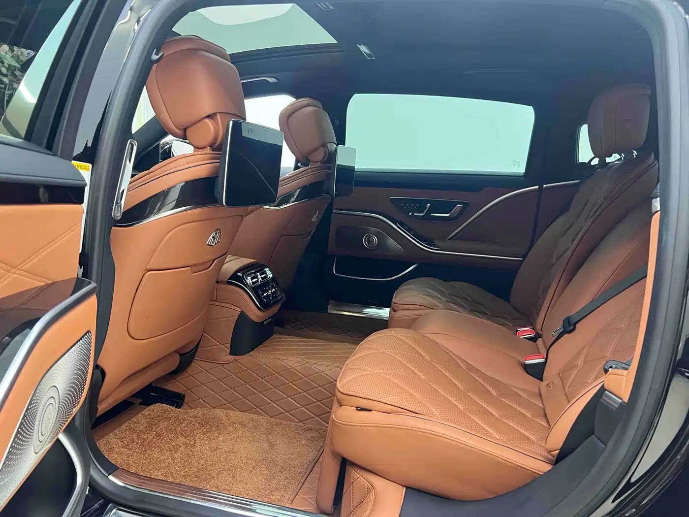 Mercedes-Benz Maybach S-Class 2024 Facelift S 480 4MATIC фото 13