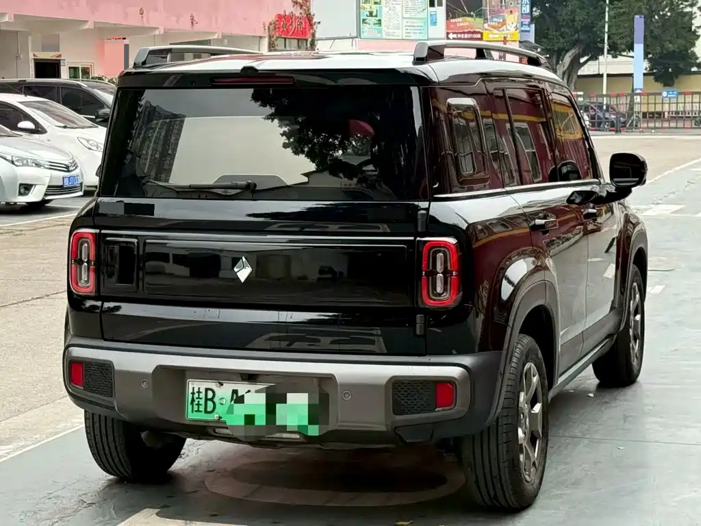 Baojun Yueye Plus 2024 2024 Smart Premium 4-Seater