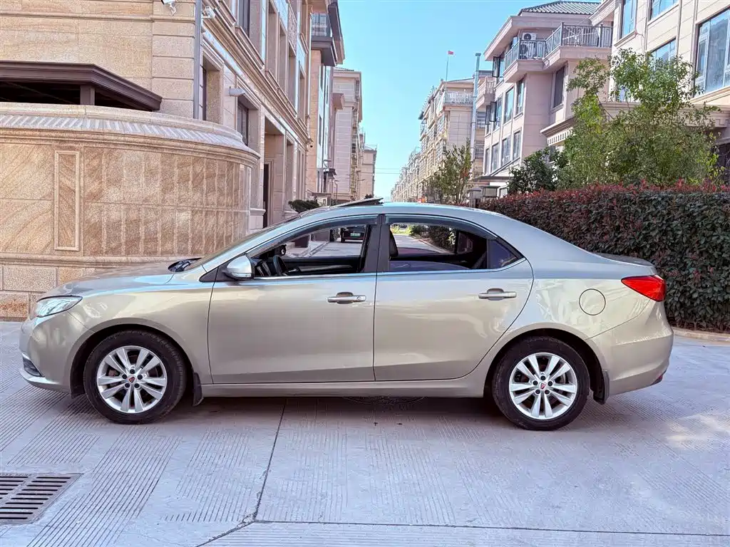 Roewe 360 2017 2015 1.5L Automatic Luxury