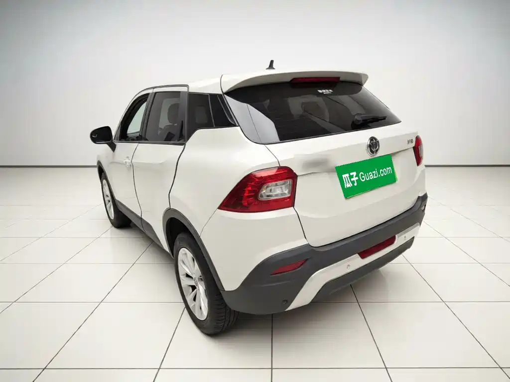 Zhonghua V3 2015 2015 1.5L Manual Smart Edition