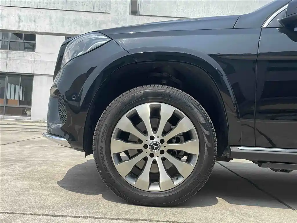 Mercedes-Benz GLS 2018 Facelift GLS 400 4MATIC Sport фото 10