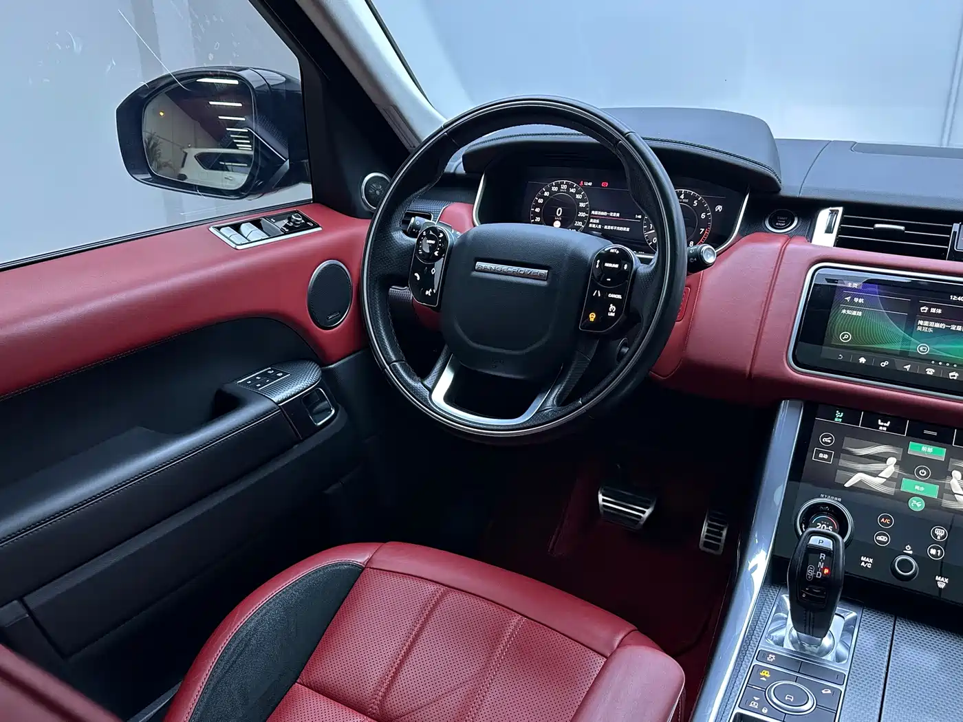 Land Rover Range Rover Sport 2021 3.0 L6 Gloss Black Edition фото 8