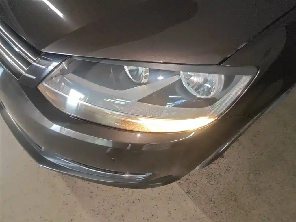 Volkswagen Sharan 2014 2.0TSI Standard фото 24