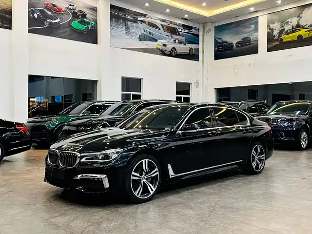 BMW 7 SERIES