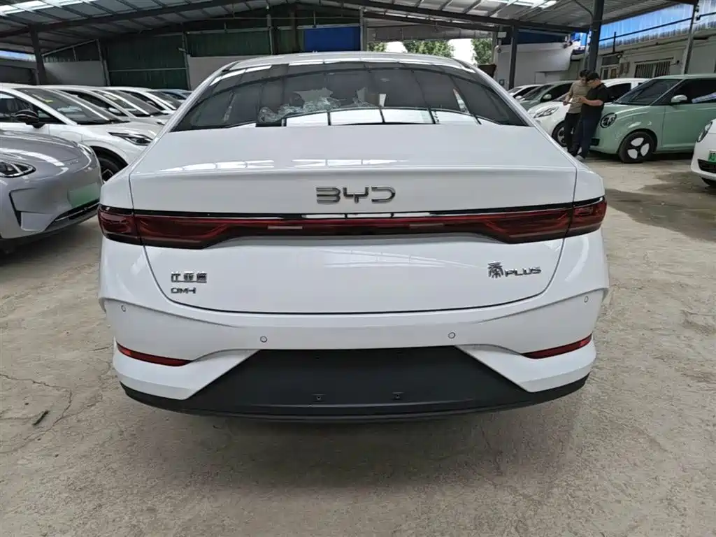 BYD Qin PLUS 2026 DM-i Smart Edition 128KM Progressive фото 6