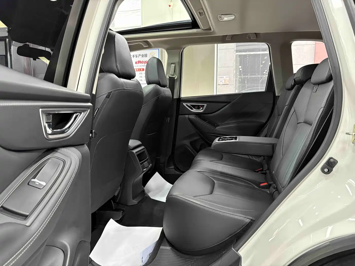 Subaru Forester 2019 2.0i Luxury Edition EyeSight фото 12