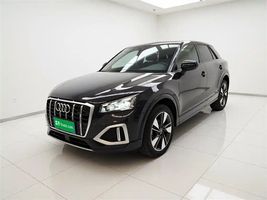 Audi Q2L 2022 35 TFSI Fashion Elegance